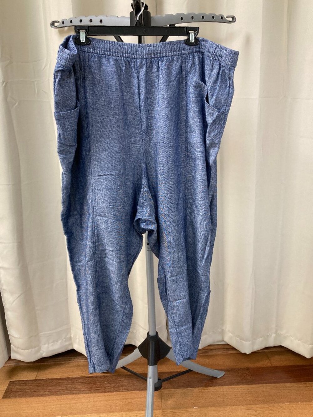 Old Navy 4X Denim-Look Loose Drawstring Pants